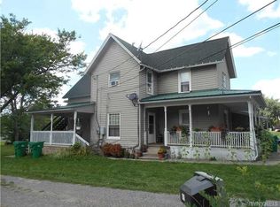 18 Canada St, Holland, NY 14080