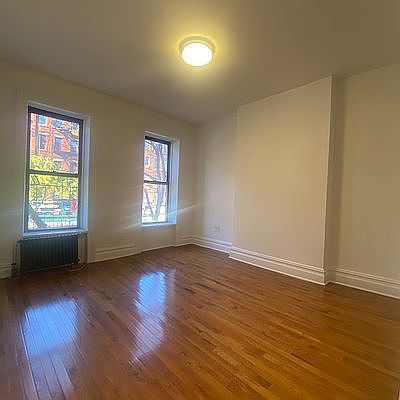 1st image of 929 Columbus Ave APT 1A