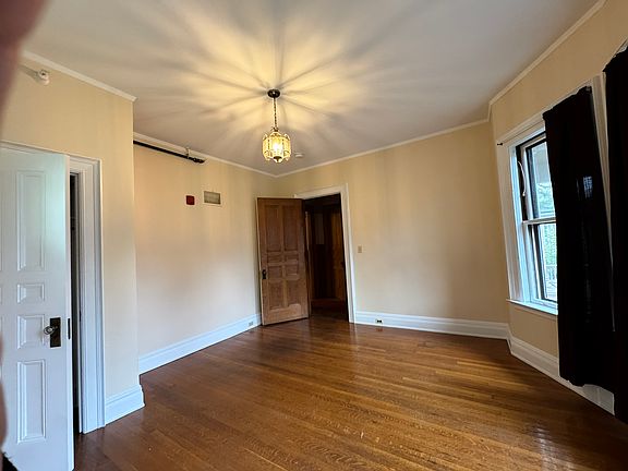 3rd image of 59 N Prospect St #59