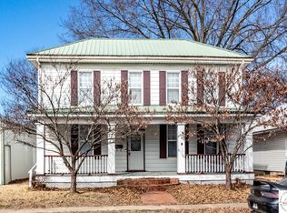 406 S Tebo St, Windsor, MO 65360