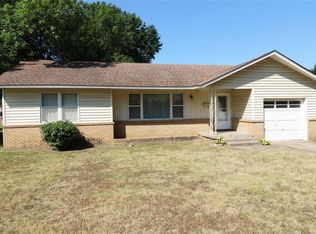1905 S Santa Fe Ave, Bartlesville, OK 74003