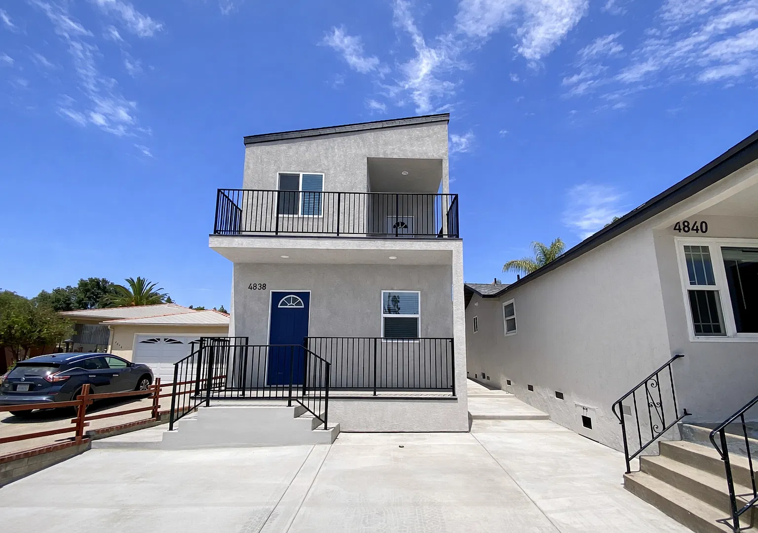 4BD/2BA with Large Upstairs Balcony! — Photo 1