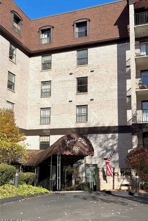 1st image of 800 Brick Mill Run APT 306