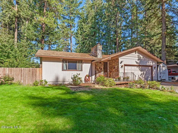 11958 N Emerald Dr, Hayden Lake, ID 83835