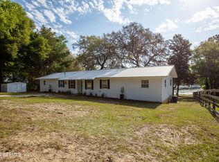 129 Lake Carleton Dr, Melrose, FL 32666