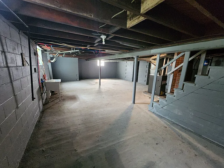 824 Oak St — Photo 21