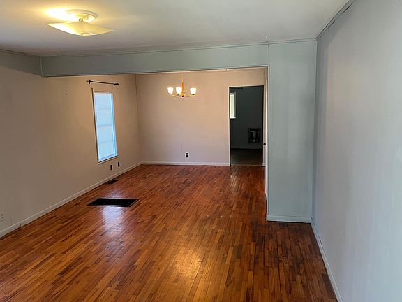 5th image of 6821 Greenway Dr #A