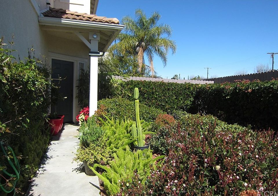 1st image of 9134 Lemona Ave