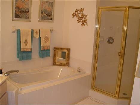 2nd image of 9240 Bayberry Bnd APT 204