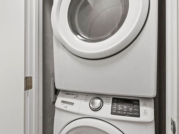 5th image of 340 Manhattan Ave APT 4S