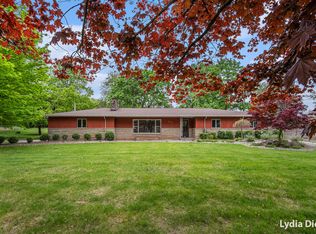 8100 Youngman Rd, Greenville, MI 48838