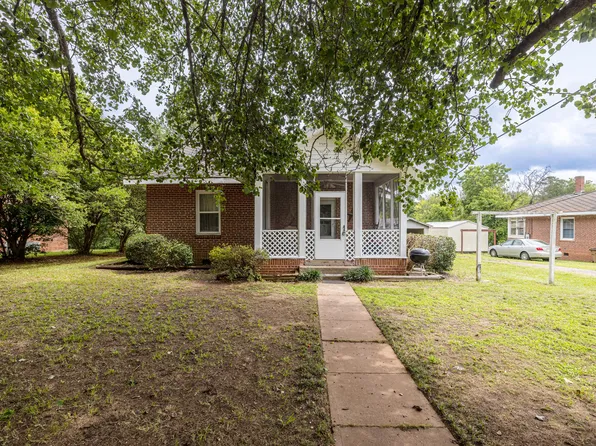 838 Hillcrest St, Edgefield, SC 29824