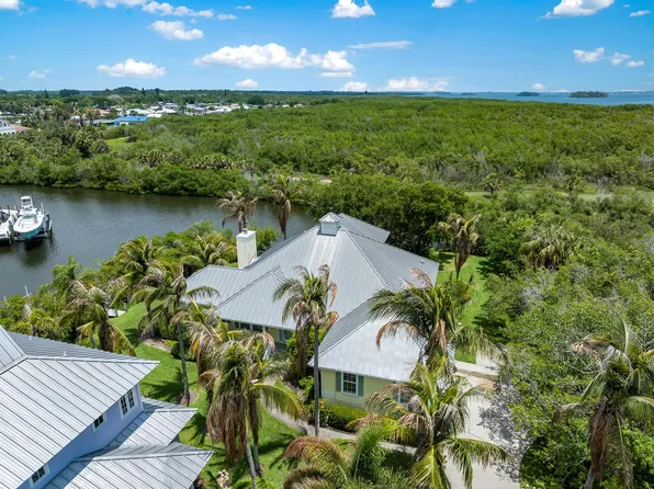 2165 7th Ave SE, Vero Beach, FL 32962