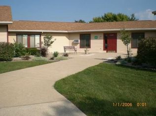 1107 Hill St APT 10, Three Rivers, MI 49093