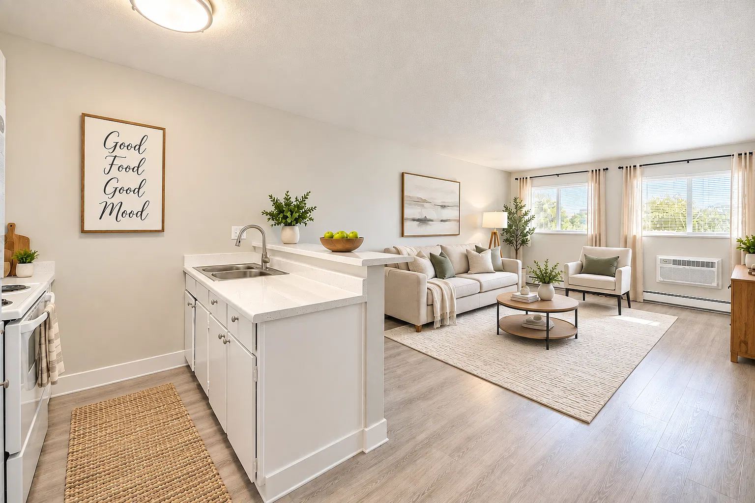 Pine View Apartments — Photo 3
