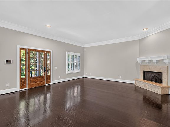 2nd image of 306 Hillside Ave #1