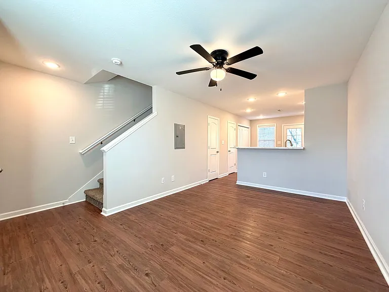 509 Britton Springs Rd — Photo 3