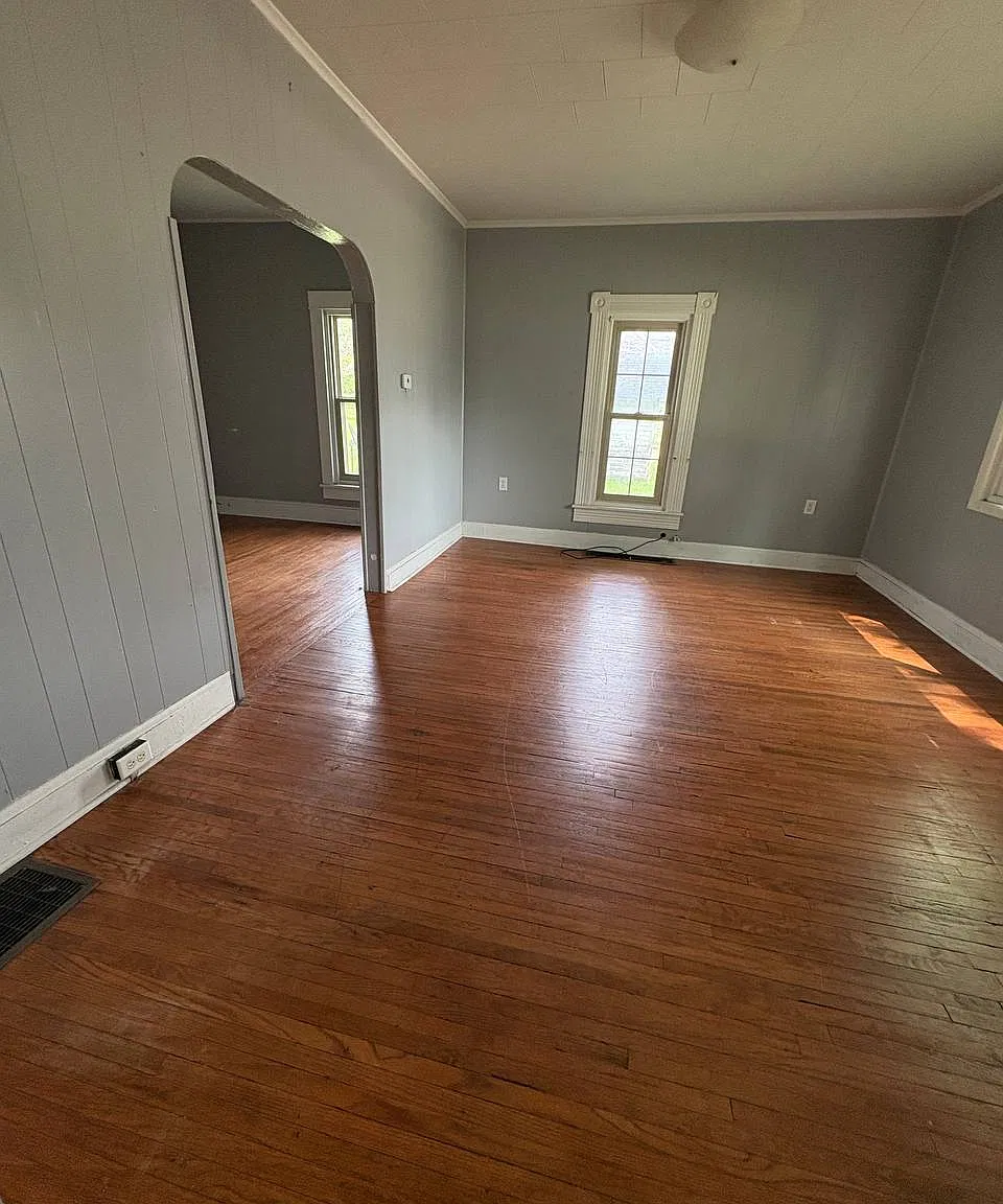 3 bed, 1254 sqft, $950 — Photo 3