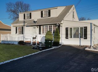 54 Hilliard Rd, Old Bridge, NJ 08857