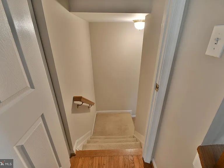 5807 Ivy League Dr — Photo 33