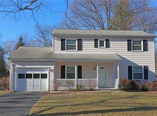 239 Blenheim Dr, Easton, PA 18045