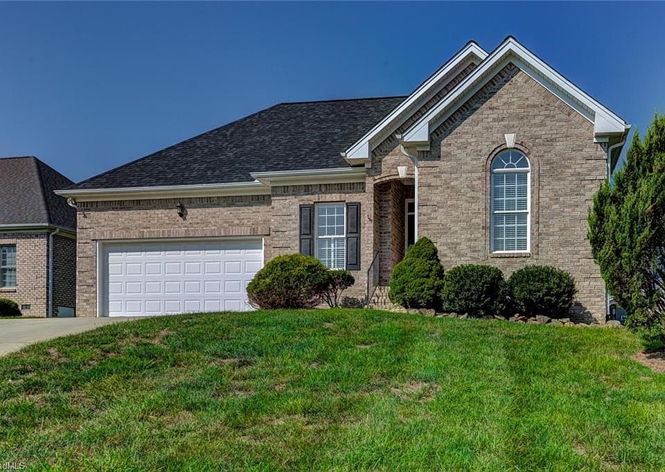 1st image of 6702 Centerville Ct