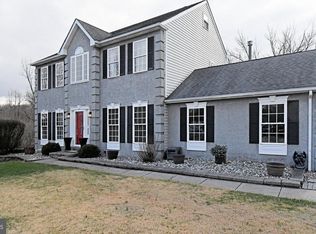 440 Sunny Ridge Rd, Gilbertsville, PA 19525