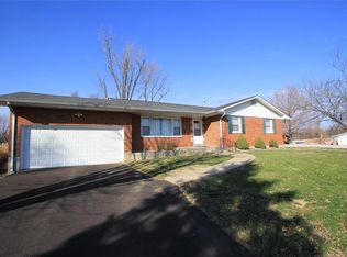 625 Horine Rd, Festus, MO 63028