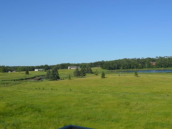 3rd image of 107 Golden View Dr