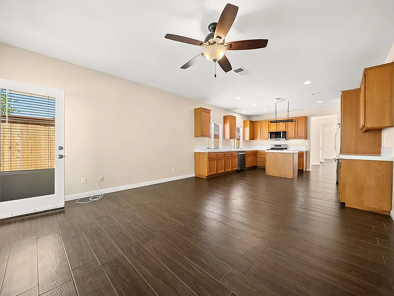 209 Canyon Creek Way — Photo 18