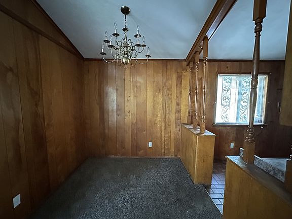 3rd image of 2306 Theda Ave