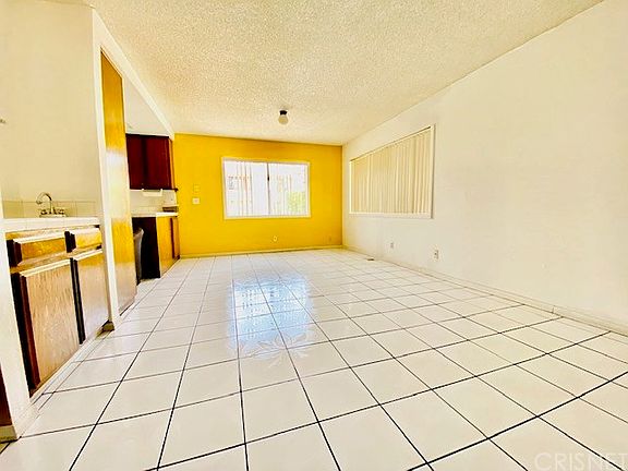 5th image of 14840 Parthenia St APT 15