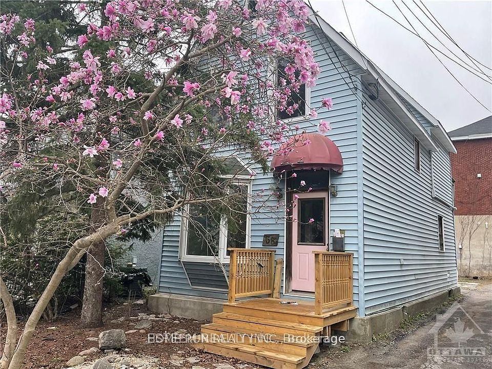 1st image of 38 Adelaide St