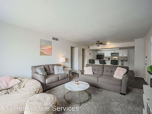 2nd image of 1920 W Lindner Ave Unit 274