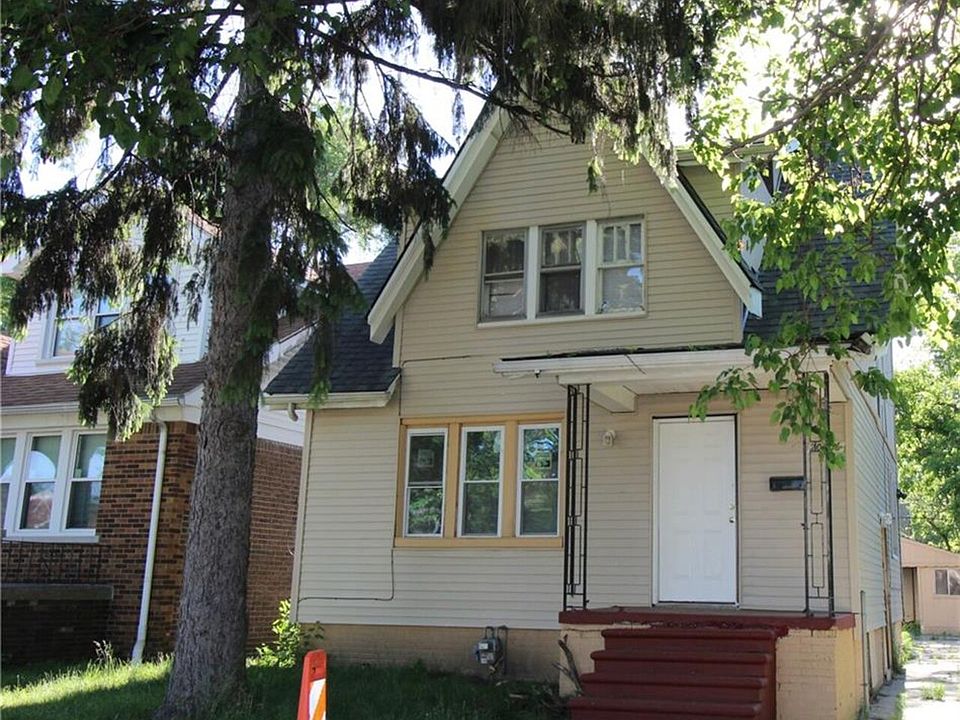 2nd image of 20006 Fleming St