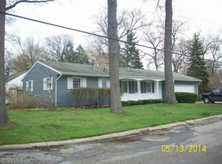 2364 Cumberland St, Muskegon, MI 49441