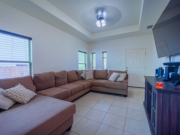 5th image of 3411 Jorge Sosa Dr