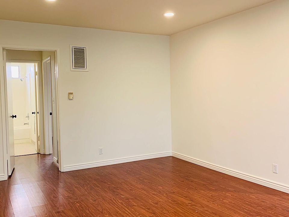1st image of 1455 S Wooster St APT 3