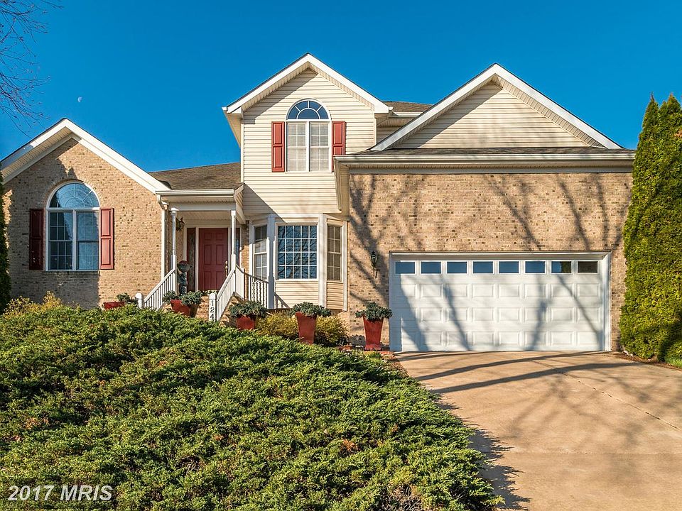 1st image of 124 Derby Way