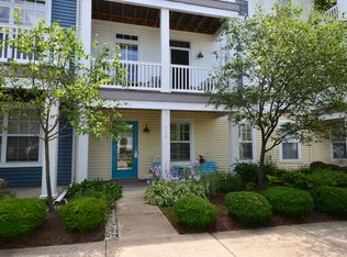 416 Driftwood Dr, Lorain, OH 44052