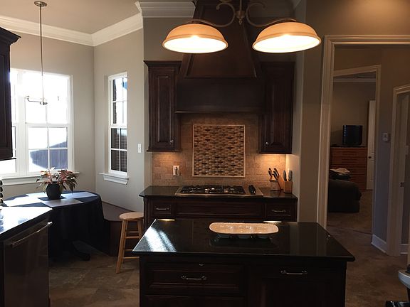 Kitchen island; gas cooktop