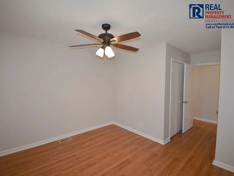 1818 Lexington Trce — Photo 13