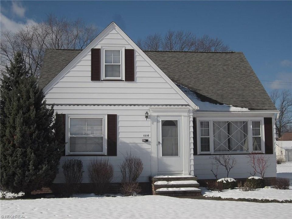1st image of 6690 Commonwealth Blvd