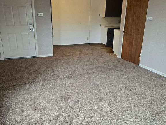 3rd image of 309 E 16th St #309