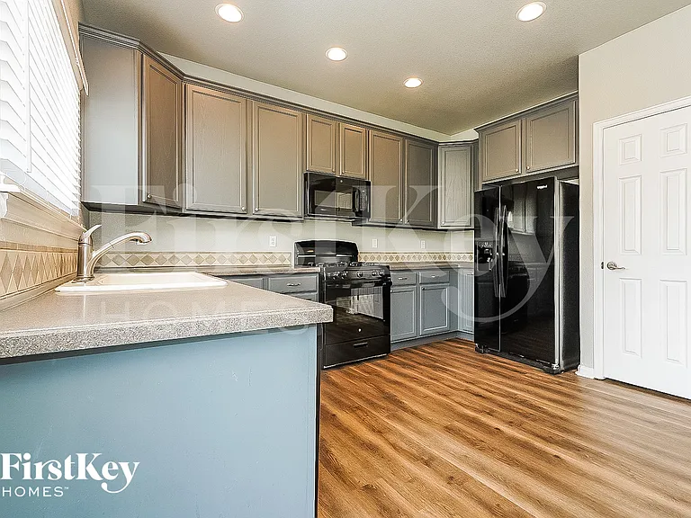 16463 E 98th Way — Photo 6