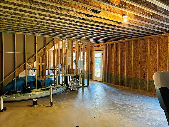 5th image of 2024 Wade Hampton Cir