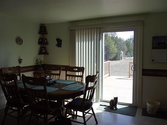 3rd image of 6220 Evergreen Ave