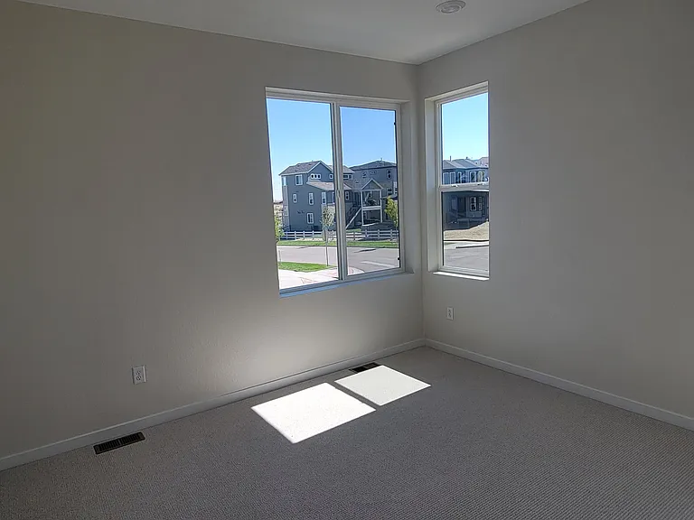 11732 Amplify Cir — Photo 20