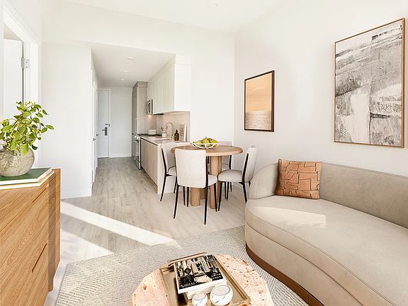 4th image of 54 Crown St #828