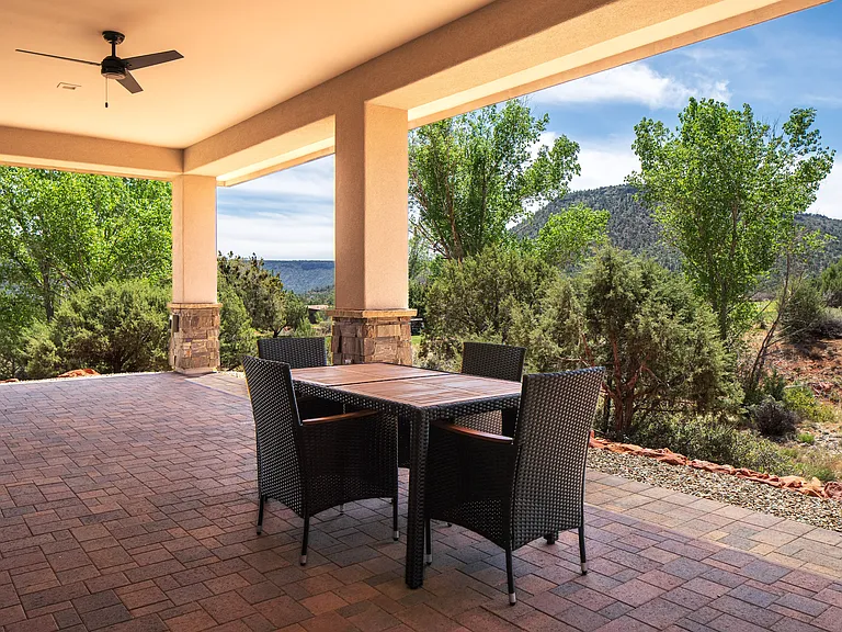 20 Crystal Sky Dr — Photo 9